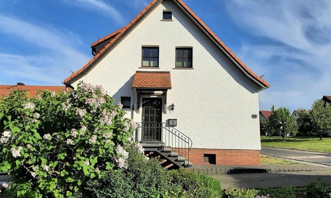 Ehrenberg Apartment | Vey'nes Ferienhaus & Vey'ne Ferienwohnung