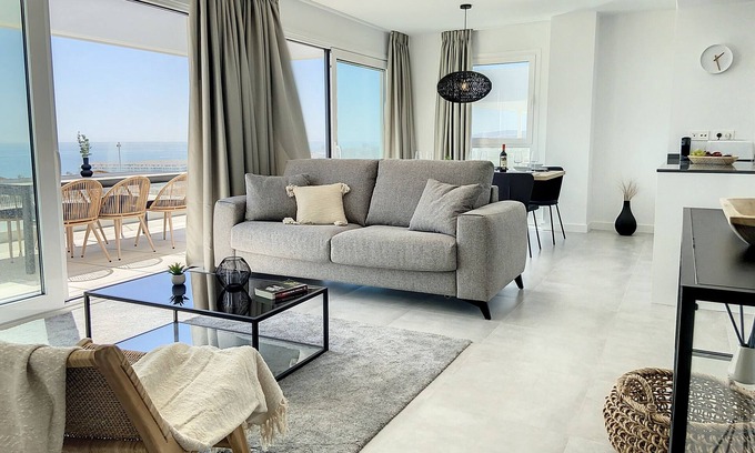Casares Apartment | Via Celere 2336 Golf & Sea view