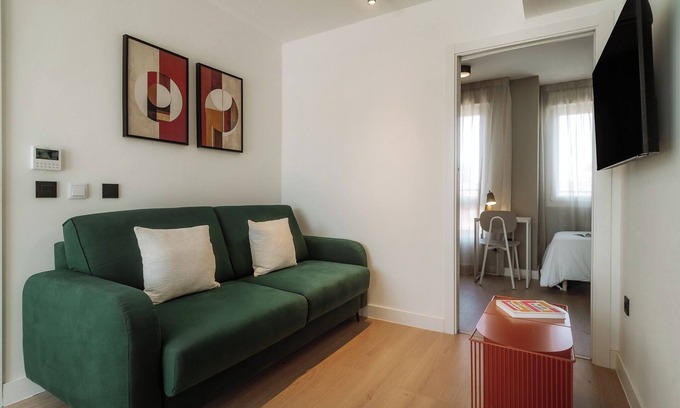 Puente de Vallecas Apartment | Via Monte Apartments