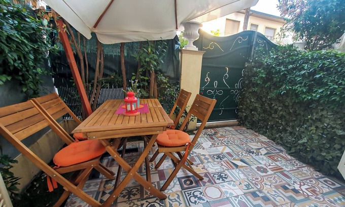 Ex Campo d'Aviazione House | Viareggio Sea & Garden "B"