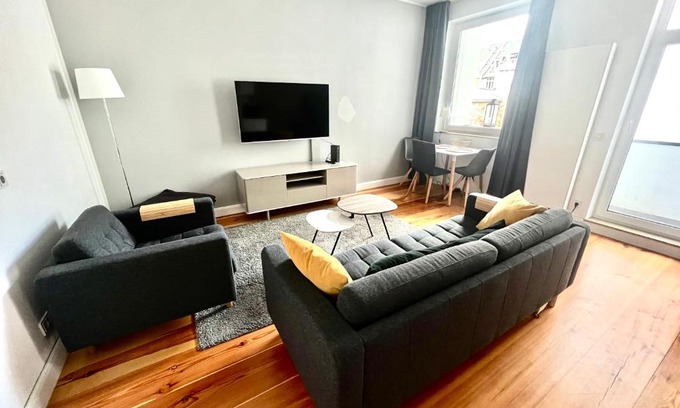 Stadtmitte Apartment | Vibehome Düsseldorf - Stresemannstraße