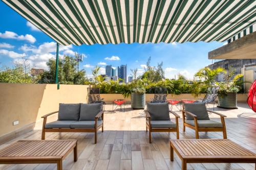 La Condesa Apartment | VICENTE SUAREZ By Mr W