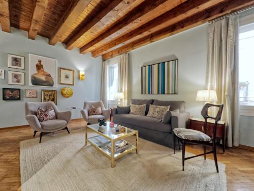 Vicenza Apartment | Vicenza Basilica Palladiana Elegant Apartment