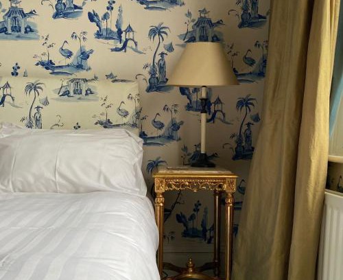 Frampton on Severn House | Victoria Spa Lodge