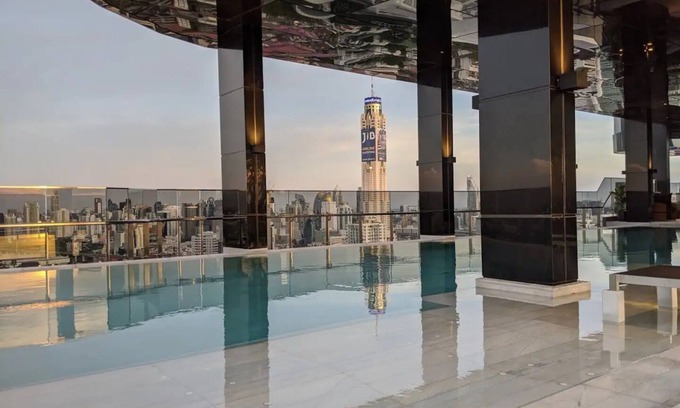 Pratunam Apartment | Victory Monument Luxury with Incredible Facilities