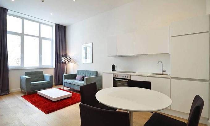 Sachsenhausen Apartment | Vienna Residence Frankfurt, Schweizer Platz #6072