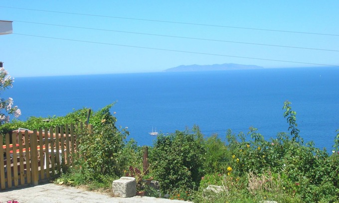 Zanca Apartment | Vigna Maria Vacation Rentals