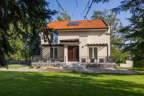 Mladenovac House | Vikendica Aleksandrović Meterize