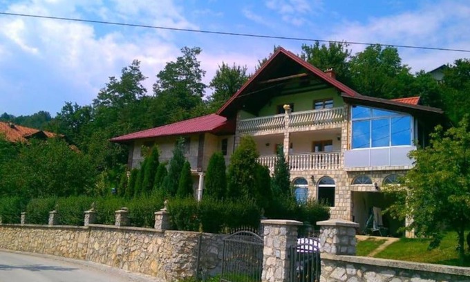 Hadzici Villa | Vila Afan Ušivak