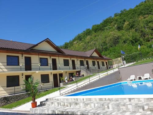 Dubova House | Vila Donau