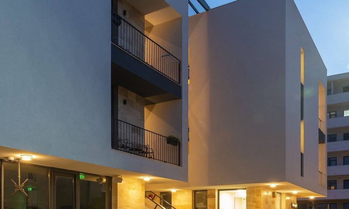 Mamaia-Sat Hotel | Vila Ducu - Adults Only