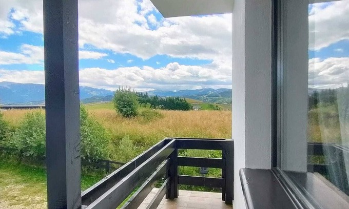 Sirnea House | Vila Luca