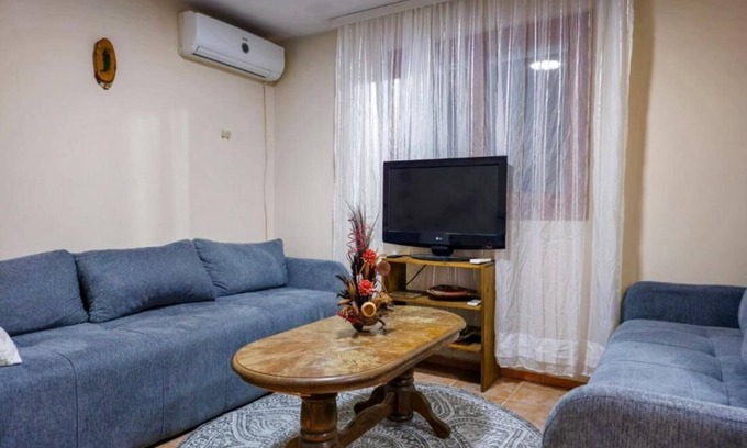 Petrovaradin House | Vila Nera Banstol cottage
