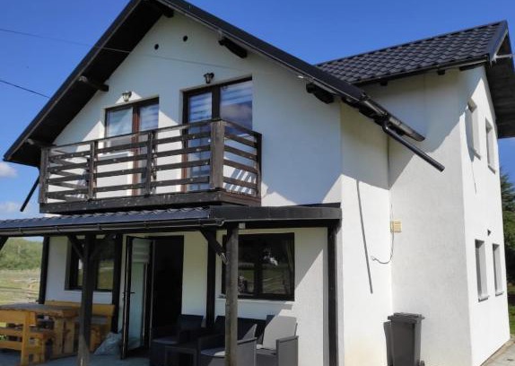 Neagra Sarului Villa | VILA RAISA