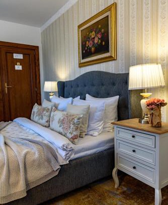 Deva House | Vila SaraDa Boutique
