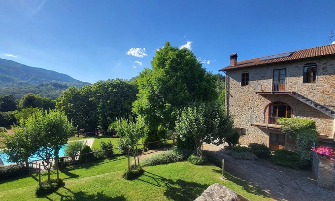 Castelnuovo di Garfagnana Villa | Villa with private pool, terrace and garden, WIFI!
