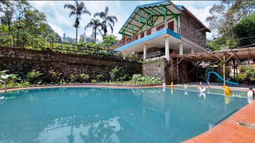 Megamendung Villa | Villa ∙ 1 bedroom ∙ 40 guests