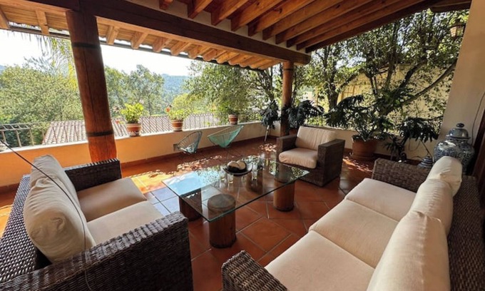 Avandaro House | Villa 104 with jacuzzi to enjoy as a family
