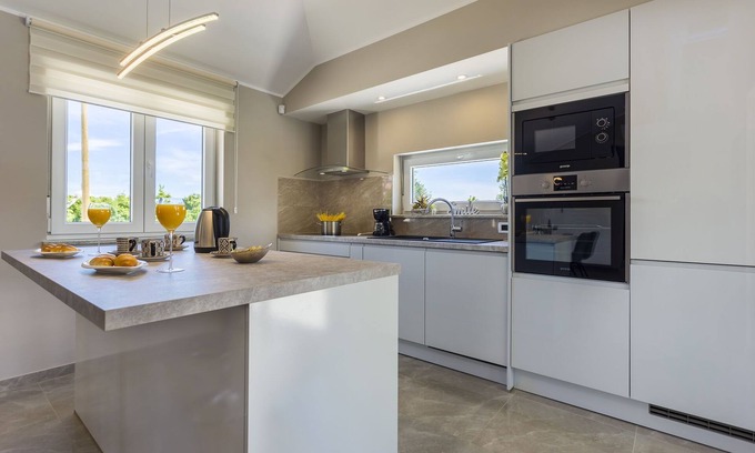 Belavici Villa | Villa 2062/32427 (Istria - Belavići), 6000m from the beach