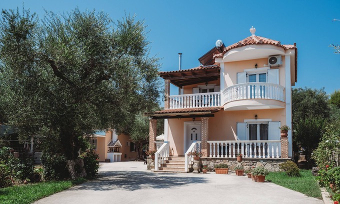 Neromilos House | Villa 3 Bedroom Rosa