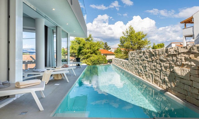 Cove Basina (Jelsa) Villa | Villa ∙ 4 bedrooms ∙ 8 guests