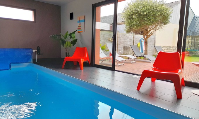 Plouescat Villa | VILLA 4* PRIVATE SWIMMING POOL-100m SEA-Enclosed GARDEN-BIKES-TRAMPOLINE- KAYAKS