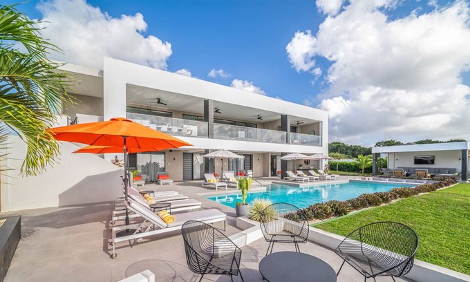 Weston Villa | Villa ∙ 5 bedrooms ∙ 10 guests