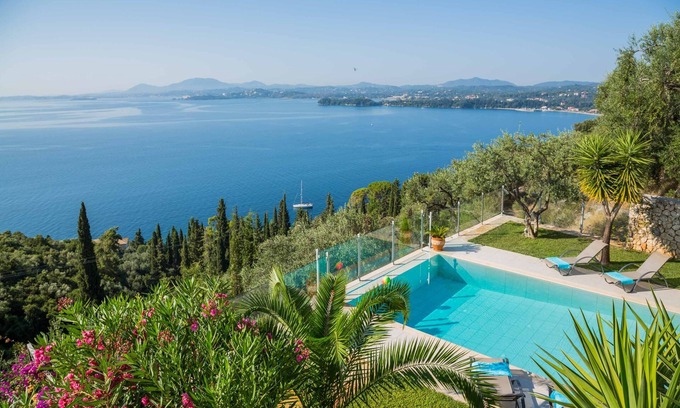 Pirgi Villa | Villa Adriana Sea View