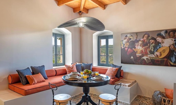 Vilatoria House | Villa Aiolia