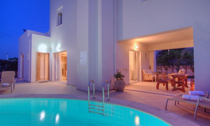 Agios Vasileios House | Villa Alkisti, private pool, near the beach, located in the center of village