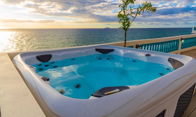 Stella Villa | Villa Alma - Oceanfront - 10 guests - pet friendly - at Stella, Rincón