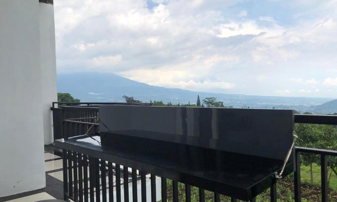 Oro Oro Ombo Villa | Villa Alraza