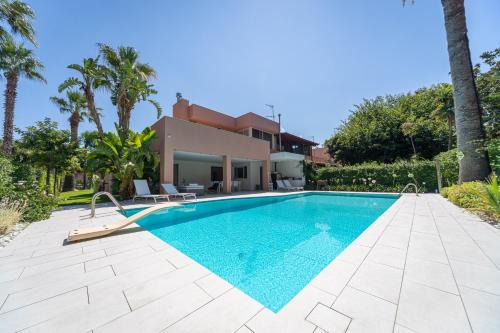 Tonnarella Apartment | Villa Ametista Portorosa Furnari