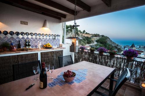 Alicante City Centre House | Villa Ana Maria - Townhouse