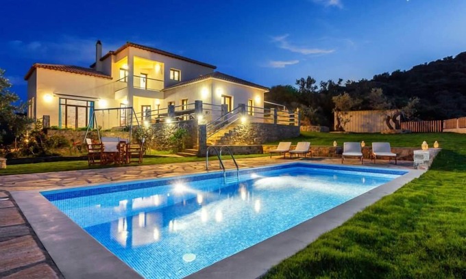 Skopelos Villa | VILLA ANATOLI-PANORAMIC VIEW AND PRIVATE POOL
