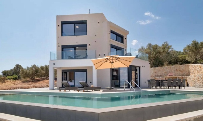 Kavallos Villa | Villa Andria - Five Bedroom Villa, Sleeps 10