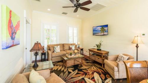 Downtown House | Villa Angelita by Last Key Realty
