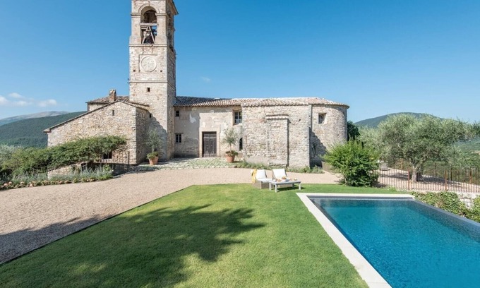 Montelovesco Villa | Villa Annachiara - Private villa with pool in Umbria