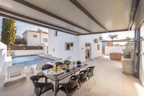 Ayia Thekla Villa | Villa Antonieta