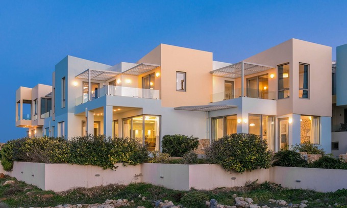 Kato Gouves Villa | Villa Aphrodite, next to the beach ,no car needed.