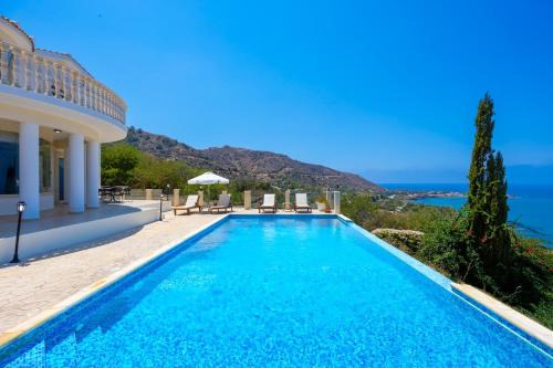 Pachyammos Villa | Villa Aquavitus