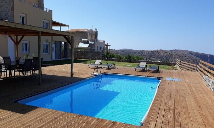 Skotino Villa | Villa Aretousa,privacy,serenity,private pool,overlooking sea& Crete's Golf Court