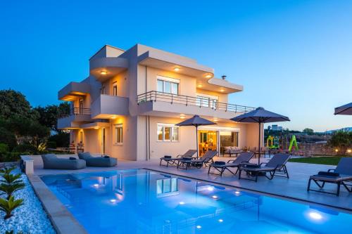 Tria Monastiria Villa | Villa Arismari