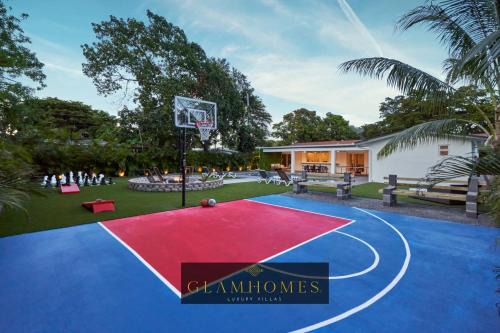 Golden Glades Villa | Villa Athena - The Glamhomes