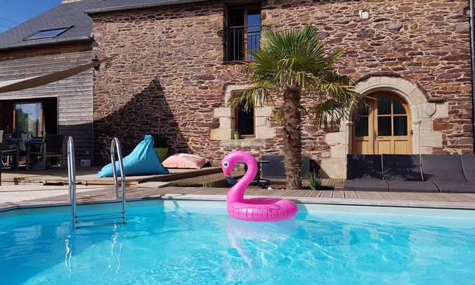 Saint-Malon-sur-Mel House | Villa Avec Piscine Privée Très Proche de la Forêt de Brocéliande