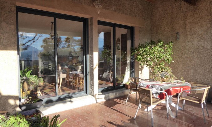 Aiglun Apartment | Villa Avec Piscine, Garage Couvert, Animaux de Compagnie Acceptés