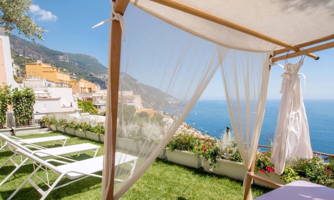 Chiesa Nuova Villa | Villa Azzurra, Villa in Positano with Jacuzzi views, 1km from beach