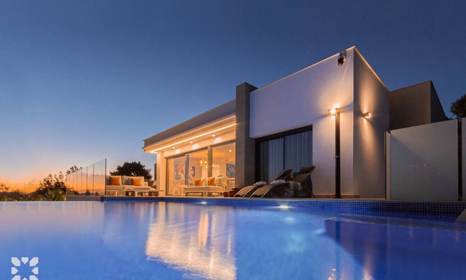 Cumbre del Sol Villa | Villa BAOBAB by Abahana Villas