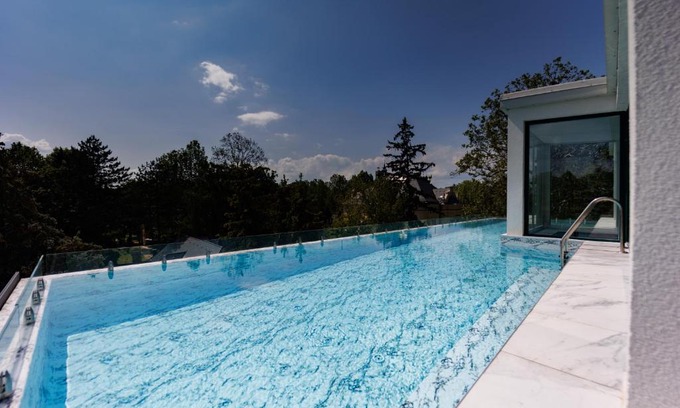 Siofok Aranypart Apartment | Villa Bauhaus Wellness Apartman Fsz. 3