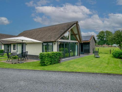 Alphen House | Villa Bianco